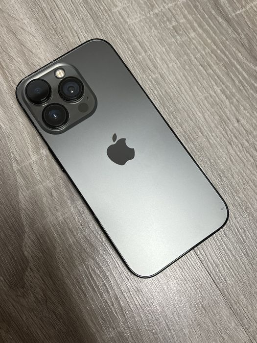 iPhone 14 Pro uszkodzony