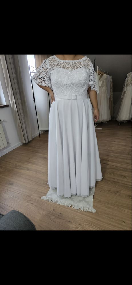 Suknia ślubna rozmiar  48-54 plus size