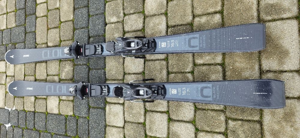 Atomic cloud black heaven 163cm