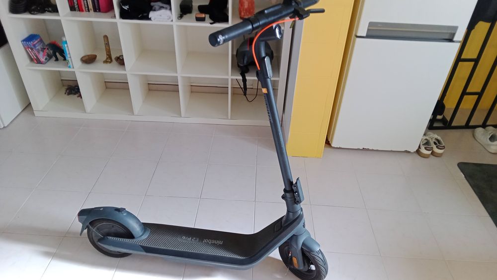 Ninebot E2 pro .