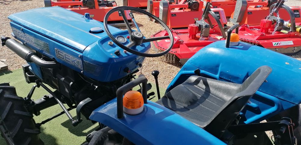 ISEKI TS 1910/4X4 /26cv /frese