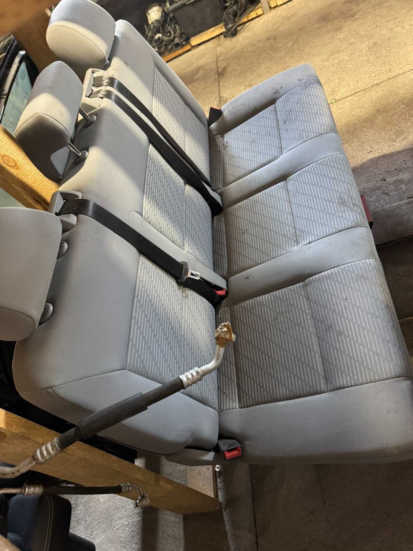 Диван Volkswagen Multivan 2015 2019