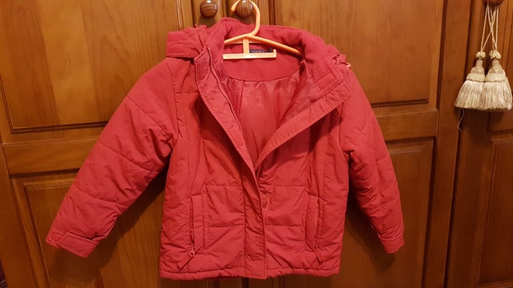 Kispo criança com capuz