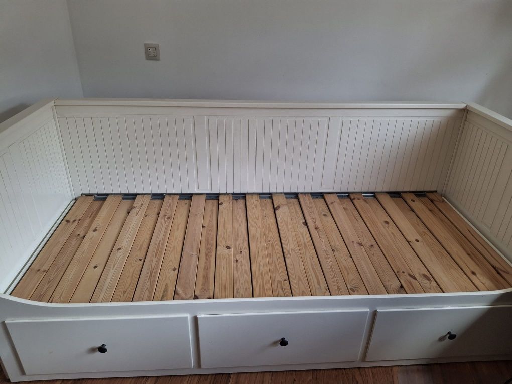 Cama Hemnes Ikea indiv/dupla branca