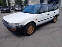 Toyota corolla 1990