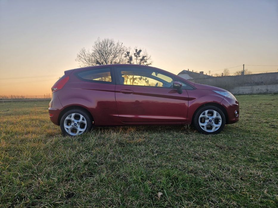 Ford fiesta mk7 1,4 benzyna lpg gaz mały przebieg