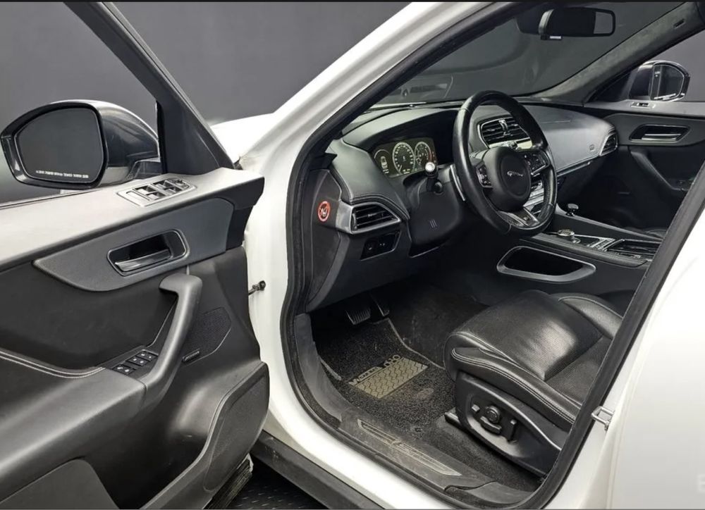 2017 JAGUAR F-PACE 30d S