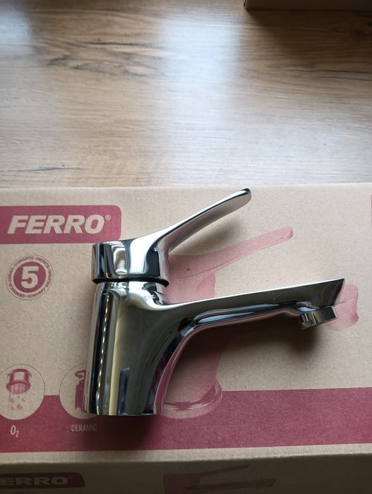 Bateria umywalkowa nowa