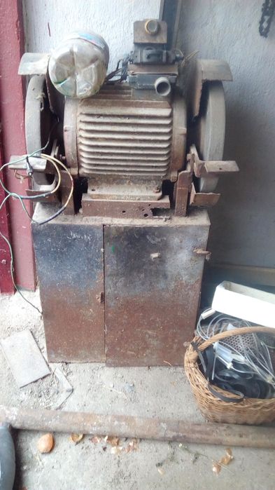 Електро наждак та двигуни