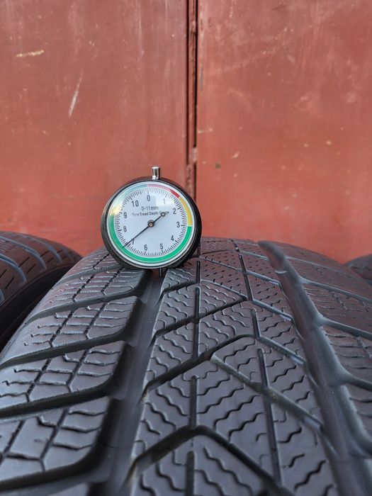 225/60/18 R18 Pirelli Sottozero 3 4шт ціна за 1шт зима шини