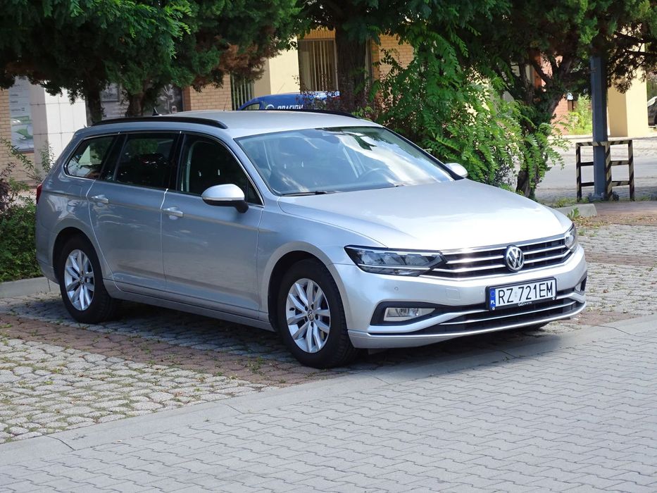 Volkswagen Passat + Salon PL + 1,5 TSI EVO + DSG + Nowy MODEL + Navi + grzane fotele