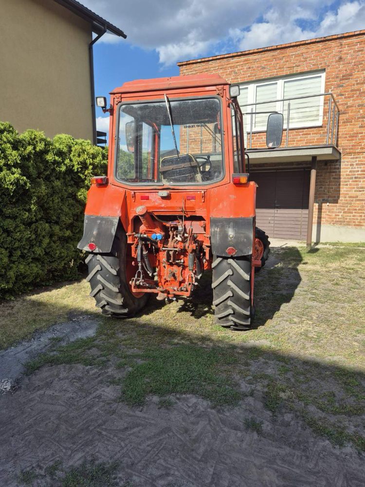 Ciągnik rolniczy MTZ 82