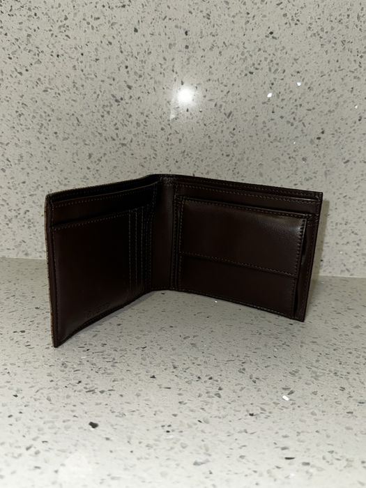 Carteira GUESS - NOVA C/Fatura