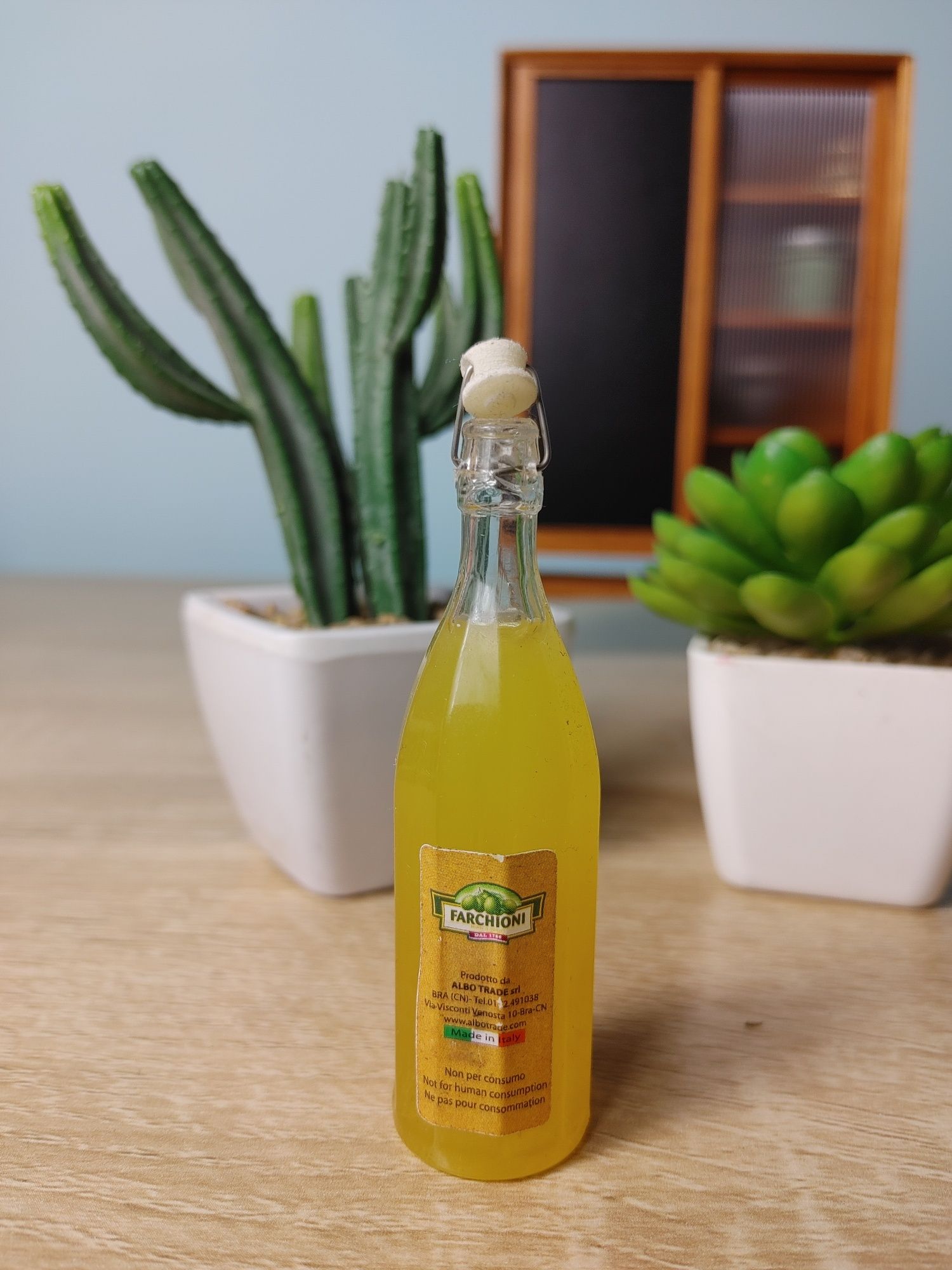 Magnes miniaturka dla lalek bjd 1/4 oliwa włoska Włochy Italia