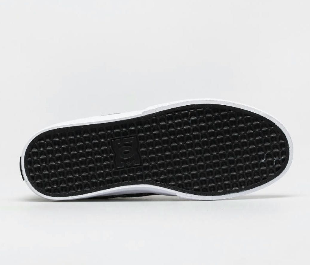Niskoprofilowe Trampki Męskie DC Kalis Vulc S - black. Rozmiar 42