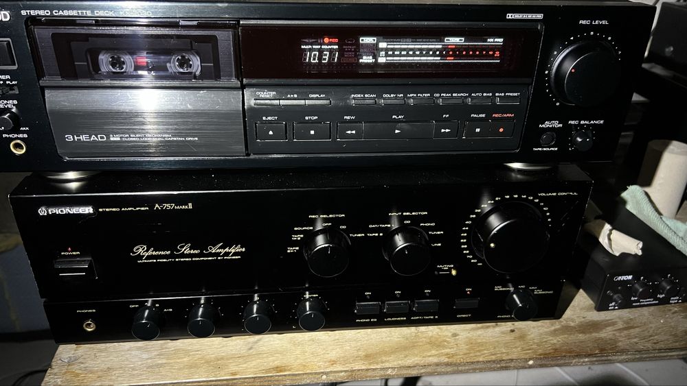 Кассетна дека Kenwood kx 7030 щойно з Німеччини 3 головки 4 двигуни.