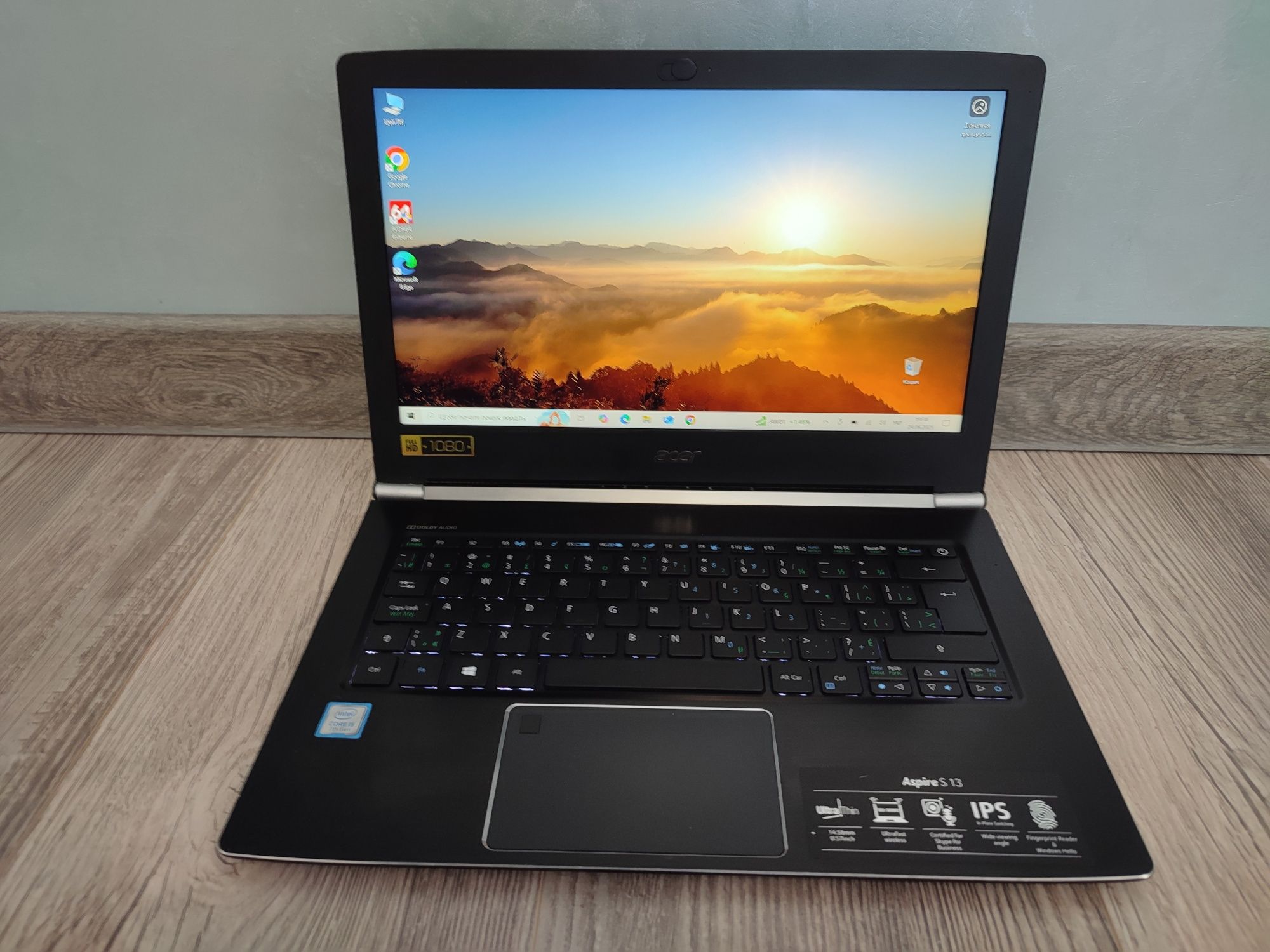 Ноутбук Acer Aspire S5-371T i5-7th/8gb/SSD 128gb/HD 620/Батарея 4-5год