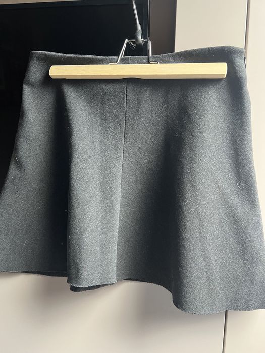 Spódniczka mini szara marki ZARA rozmiar M
