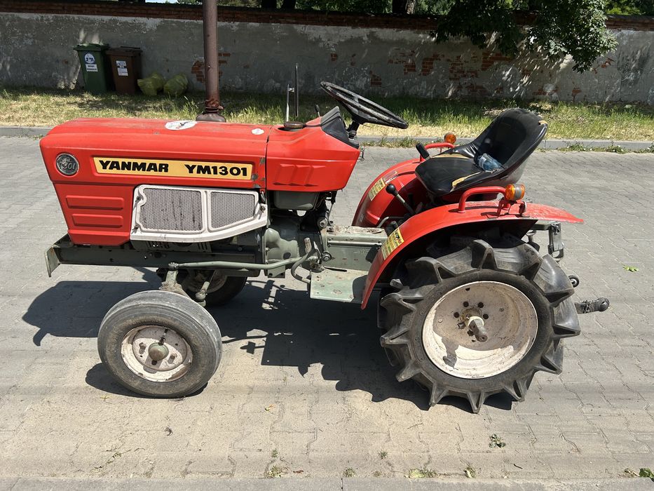 Traktorek YANMAR 1301