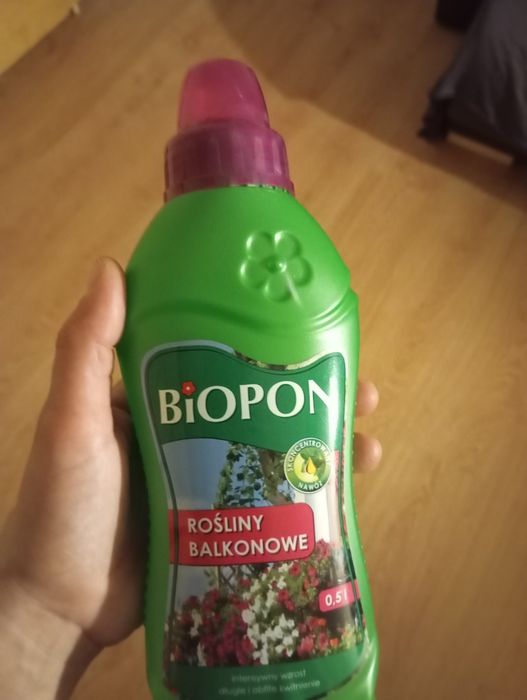 Sprzedam nawozy do roślin i warzyw