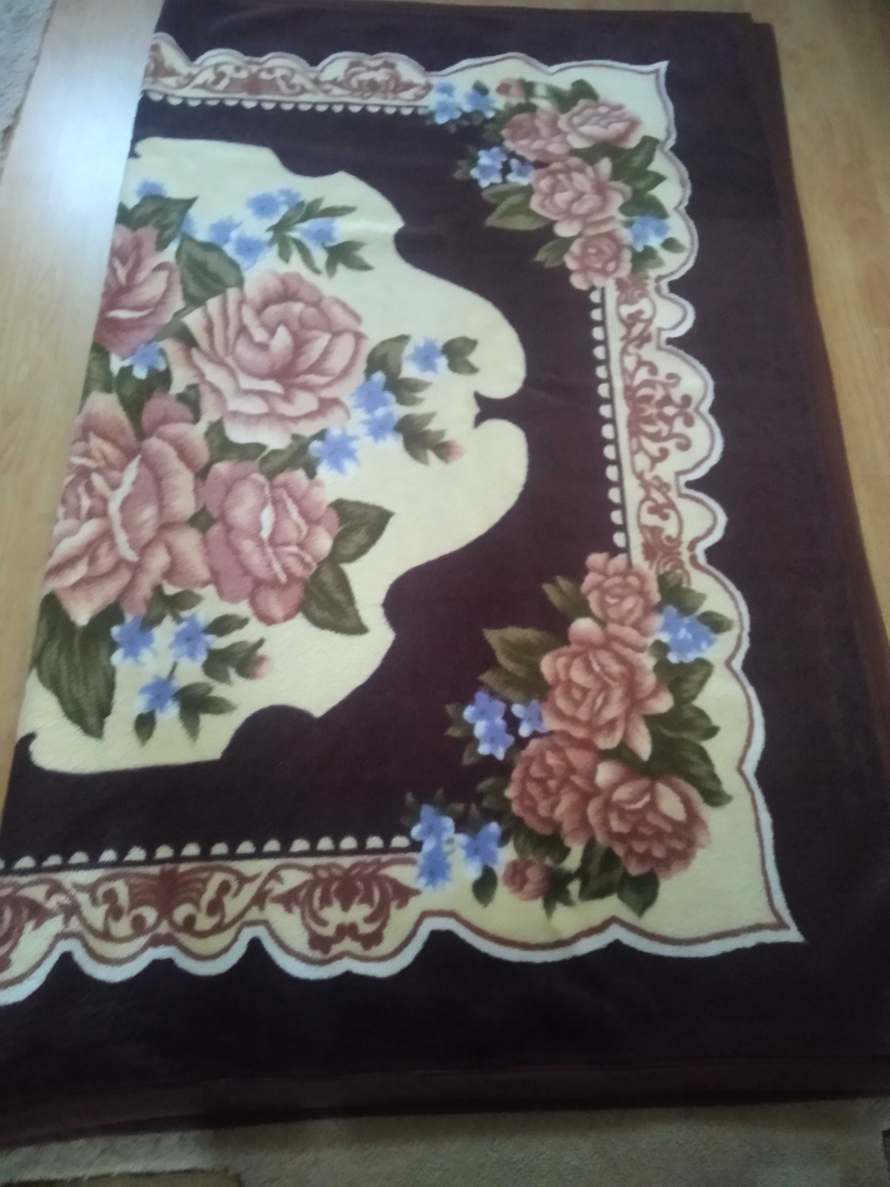 gruby koc akrylowy /wzór ornamentowy *160 x 200