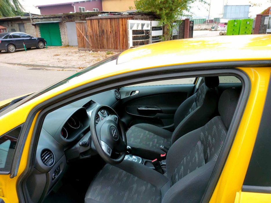 opel corsa 2013 автомат