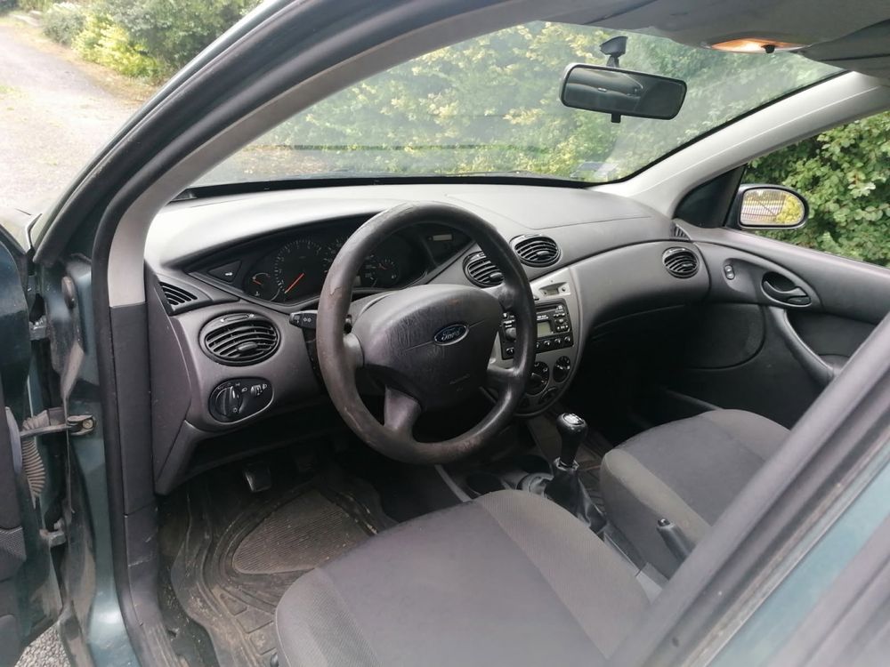 Ford Focus 1.6 benzyna 2002r