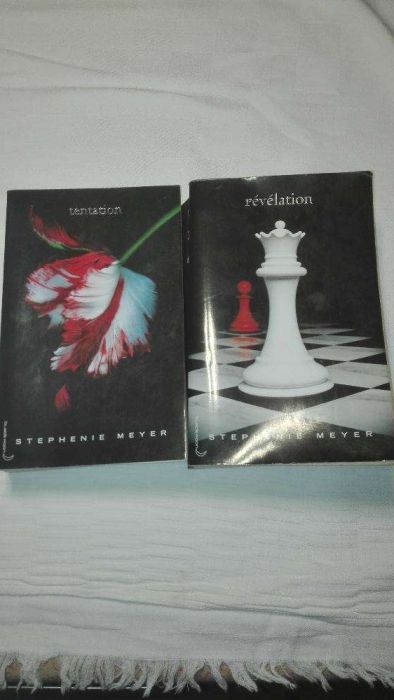 Livros em francês da saga twilight