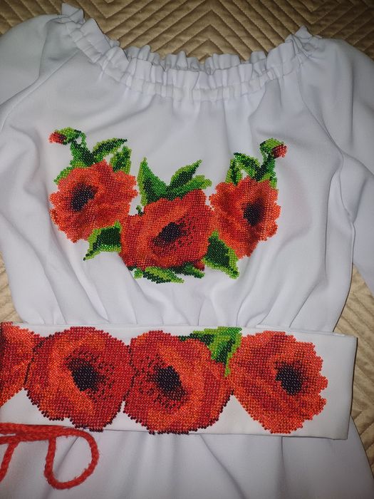 Сукня українська з бісером для дівчинки