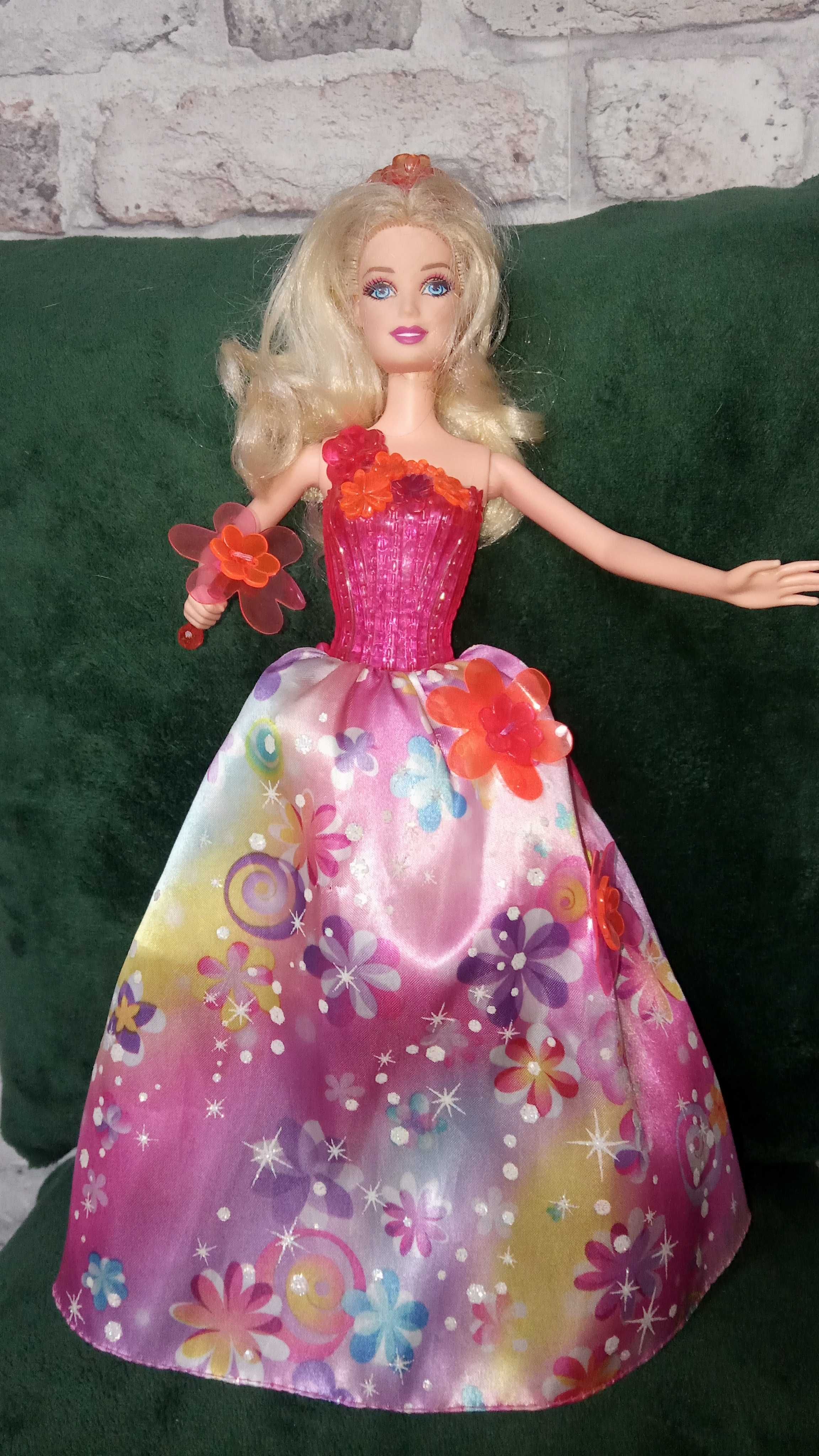 Na Mikołaja Nowa Barbie i tajemnicze drzwi gra i spiewa w języku polsk