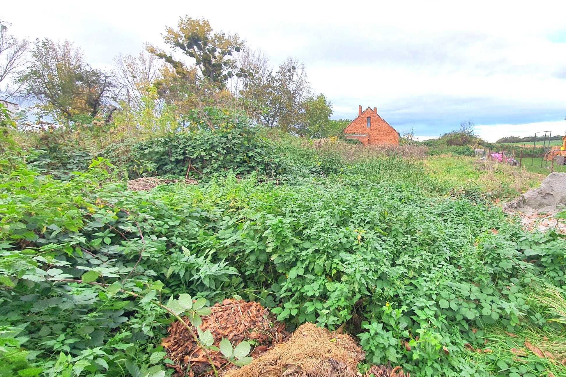 Strzeganowice działka budowlana z pozwoleniem na budowę