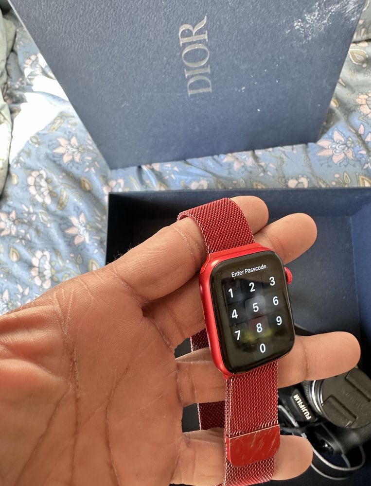 Apple watch red series 6