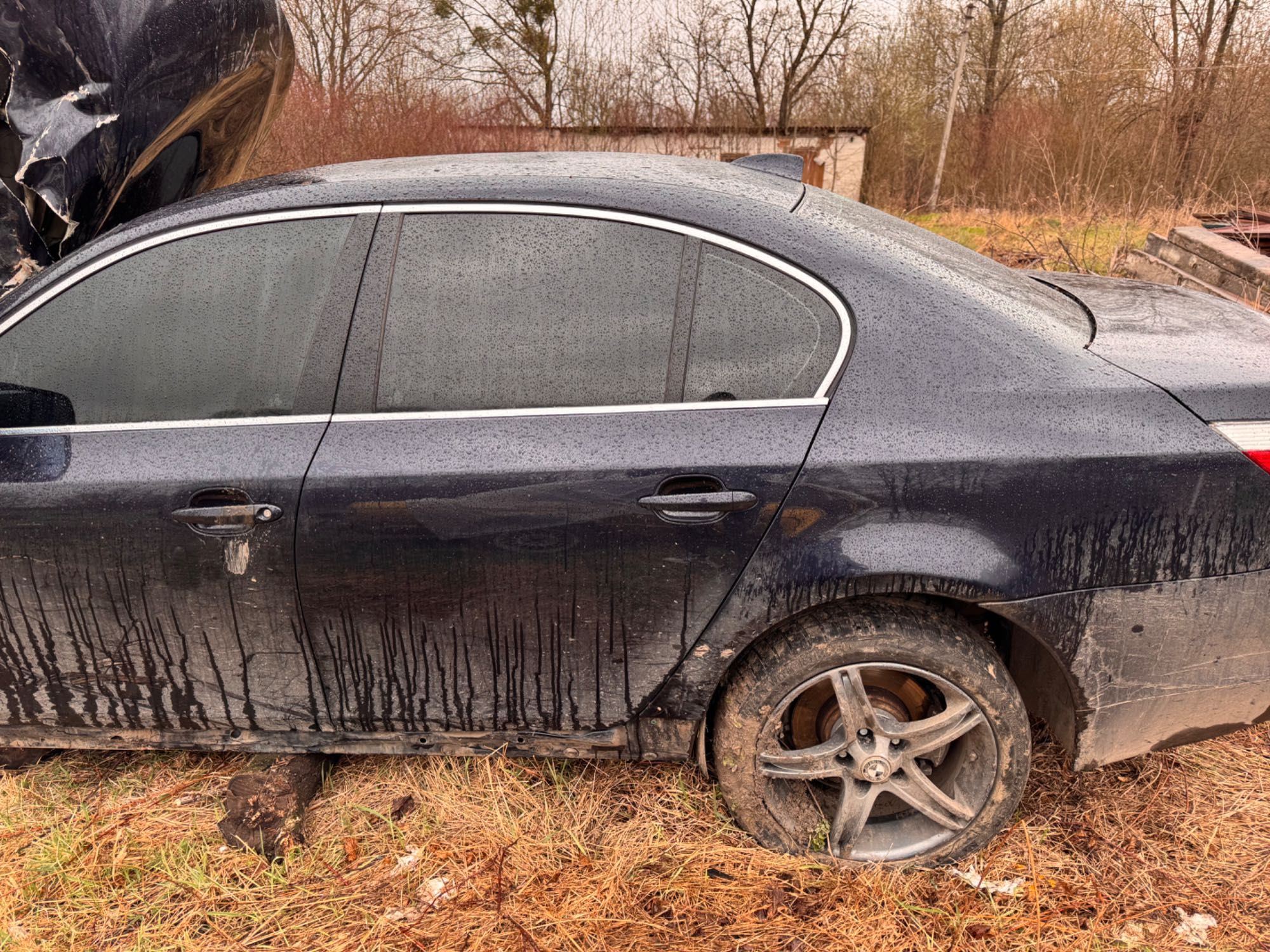 BMW e60 523I розборка
