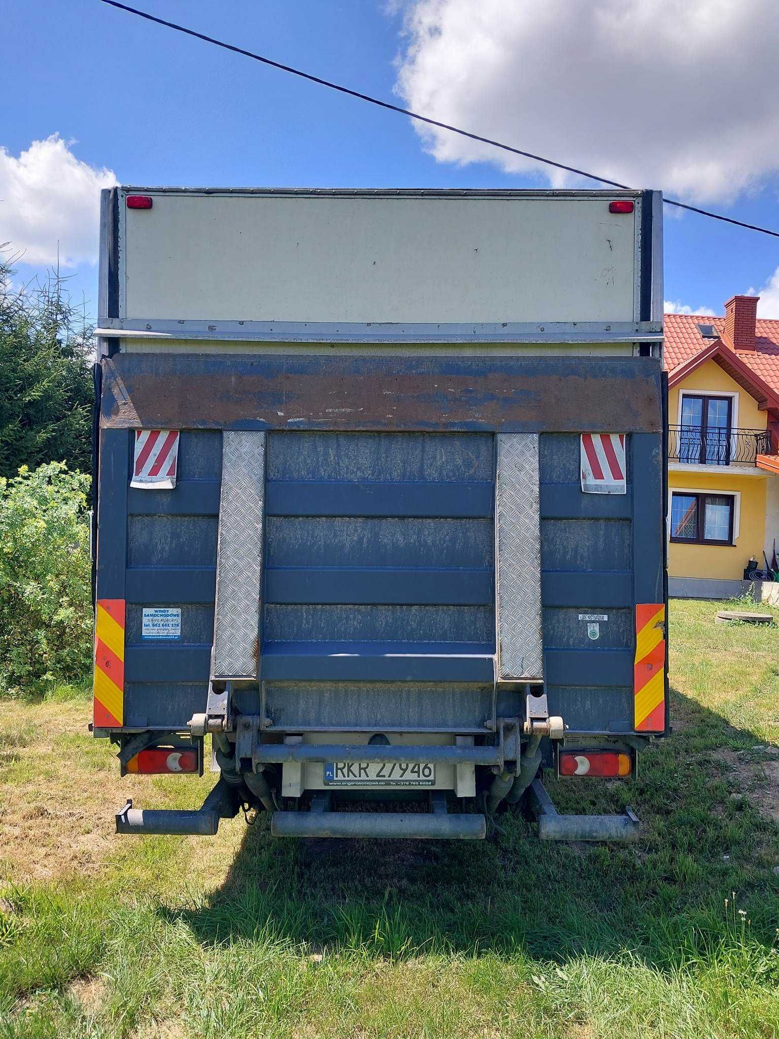 Samochód Volvo FL 240 DMC 12t 15 EP Chłodnia