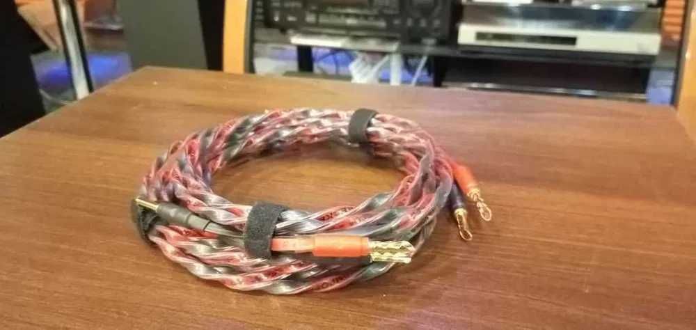 świetne kable Wireworld 2x2,5m helicon OFC banany