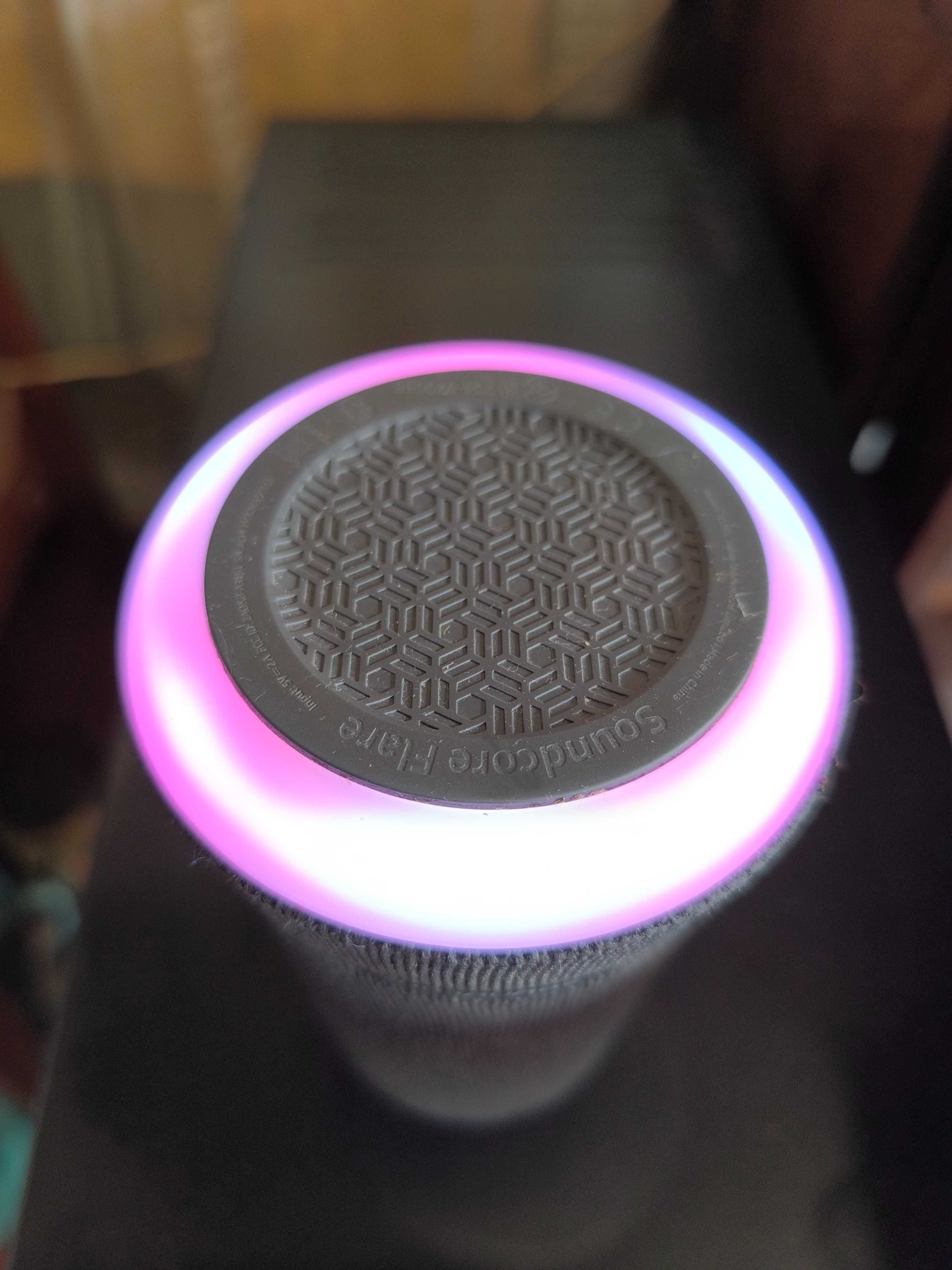Портативная колонка Anker soundcore flare