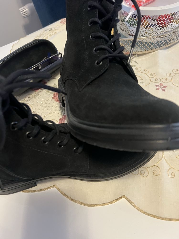 Buty damskue Wojas 39
