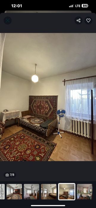 Гарний  великий дім в центрально міському районі