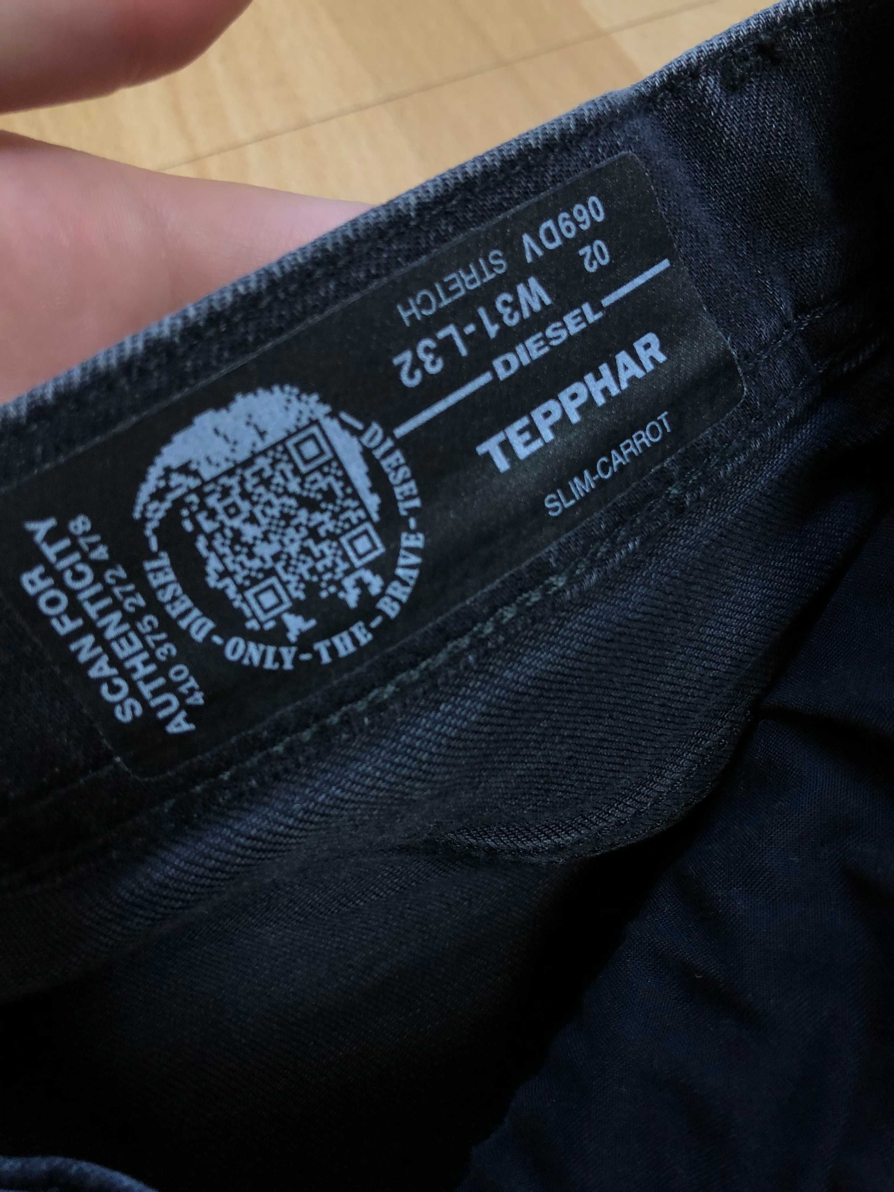 Чорні чоловічі джинси DIESEL | 31/M/44