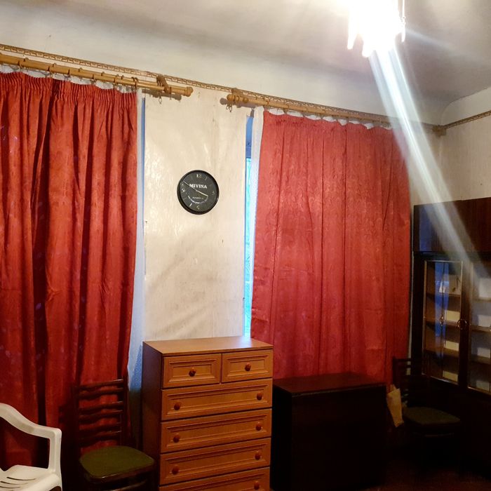 Продам две комнаты в коммунальной квартире  Метро Южный вокзал