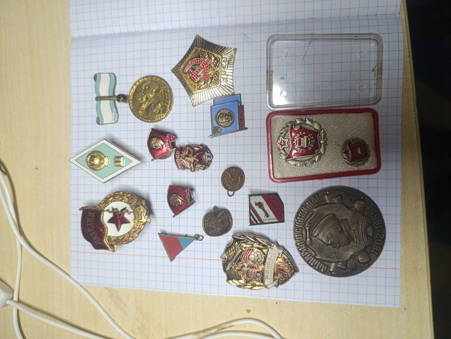 Латуні значки СССР