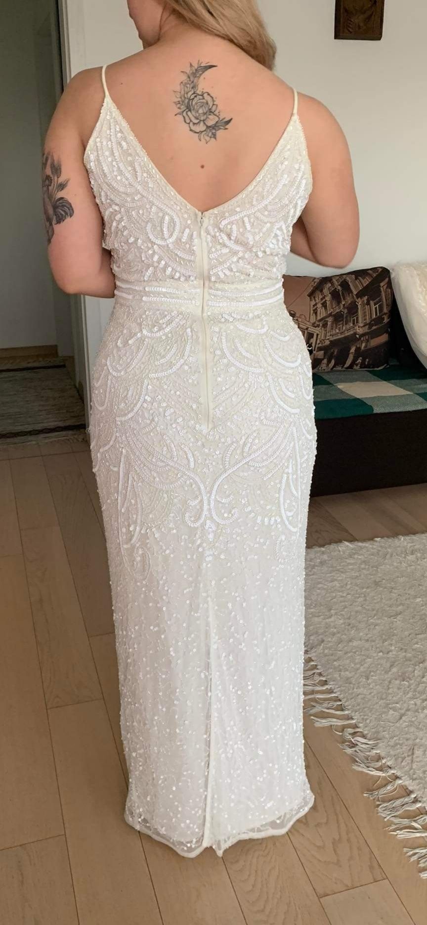 Suknia ślubna ASOS bridal