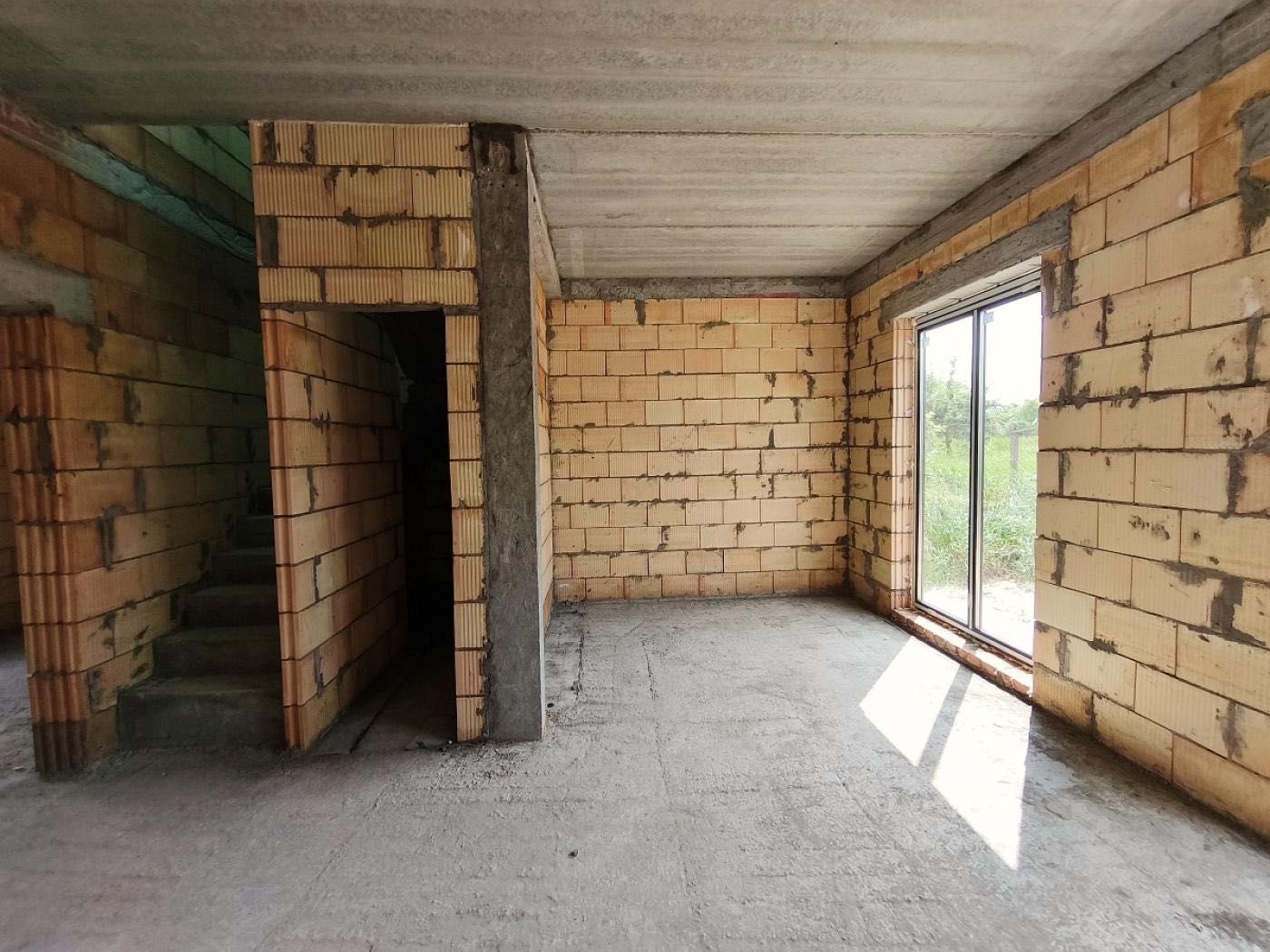 Таунхауси біля Бучанського парку, ГАЗ, Держпрограми, Центр.Комунікації