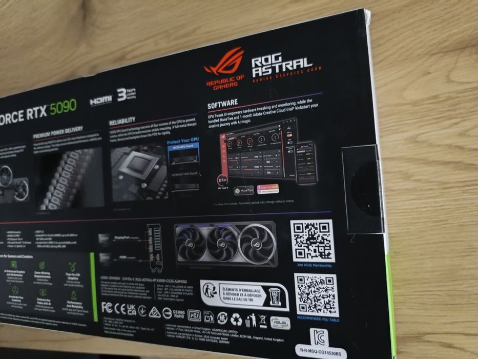 Gráfica nova selada - ASUS ROG Astral OC RTX 5090 32G