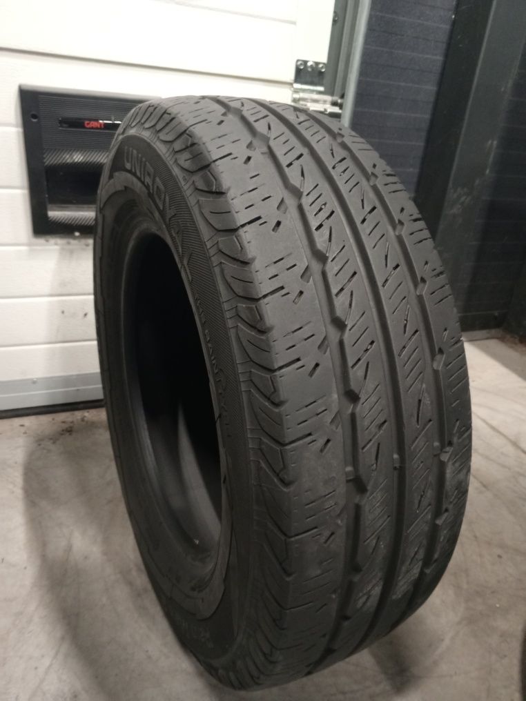 205 70 R15C UNIROYAL Rain Max 2 цешка літні шини бу склад