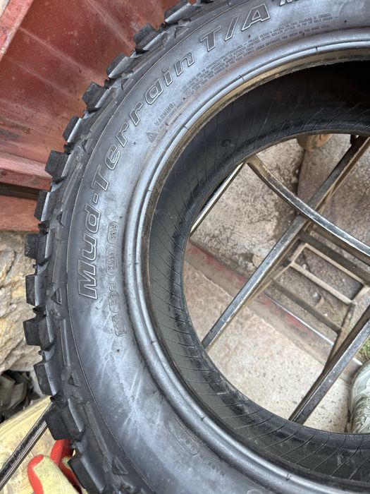 Шины БУ 265 60 R 18 Bf goodrich km 03 пара грязевая