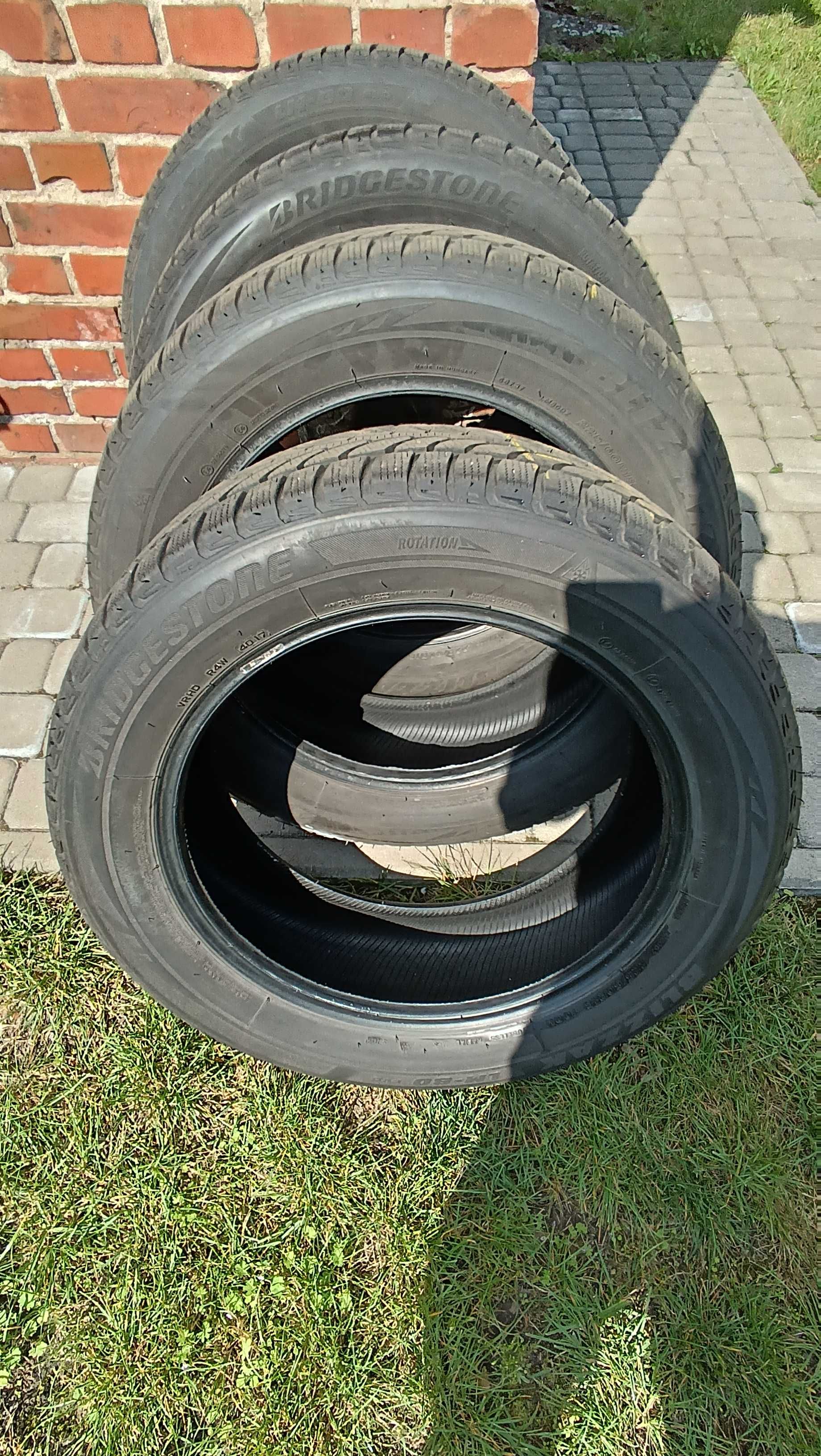 4 opony zimowe 225/60r18 Bridgestone