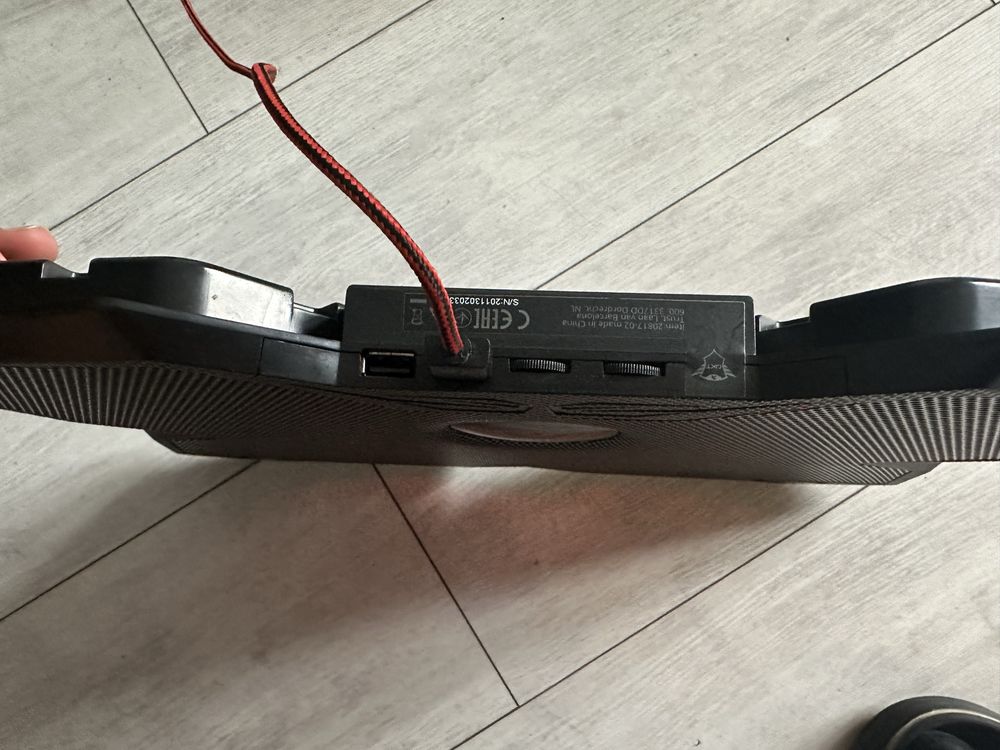 Podstawka chłodząca do laptopów