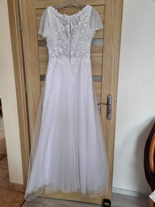 Suknia ślubna biała