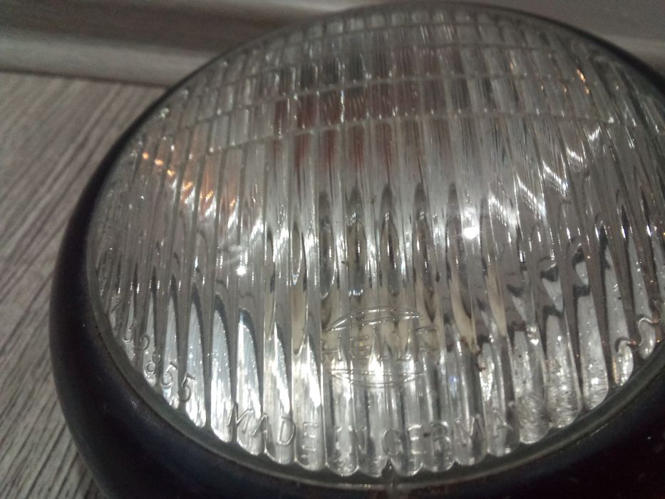 Reflektor lampa Traktor ciągnik HELLA